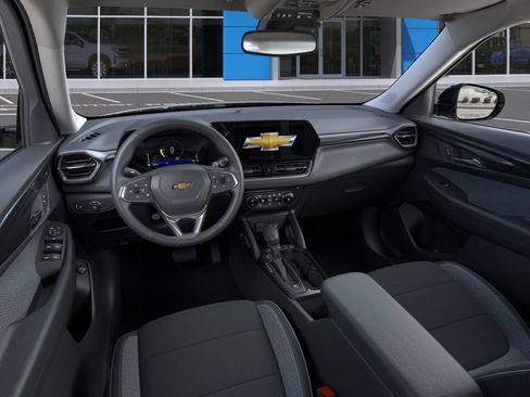 New 2026 Chevrolet TrailBlazer LT w/ Convenience Package AWD/4WD image 15