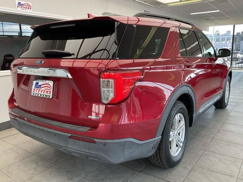 Used 2020 Ford Explorer XLT AWD/4WD image 5