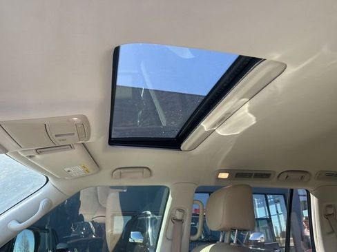 Used 2019 Nissan Armada Platinum w/ Captain's Chairs Package image 8