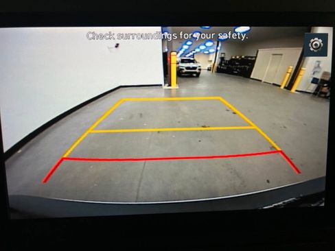 Used 2023 Hyundai Kona SE image 21