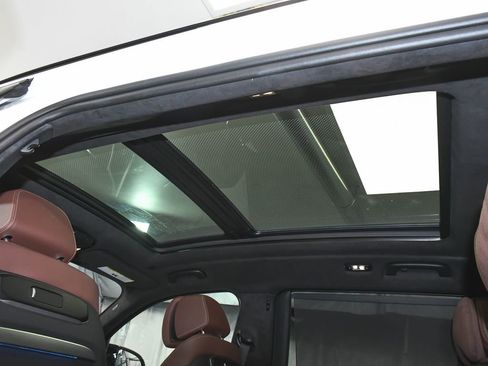 Used 2026 BMW X7 M60i AWD/4WD image 49