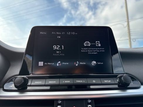 Used 2023 Kia Forte LXS image 19