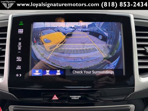 Used 2016 Honda Pilot Touring image 35