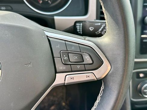 Used 2021 Volkswagen Atlas SE image 33