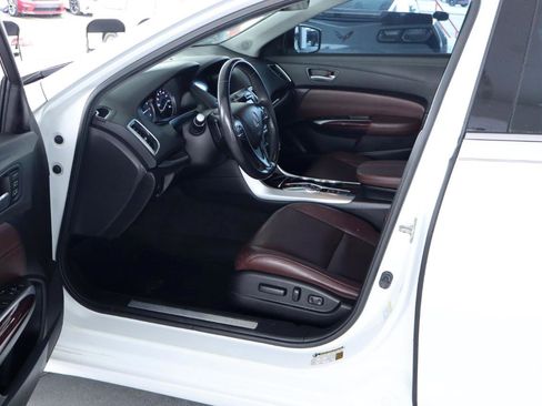 Used 2016 Acura TLX V6 w/ Technology Package FWD image 12