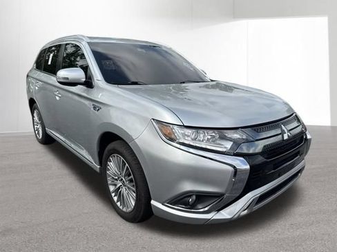 Used 2022 Mitsubishi Outlander LE AWD/4WD image 6