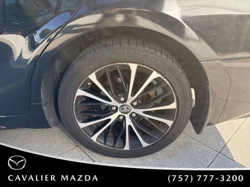 Used 2019 Toyota Camry SE w/ Protection Package (Q2) FWD image 20
