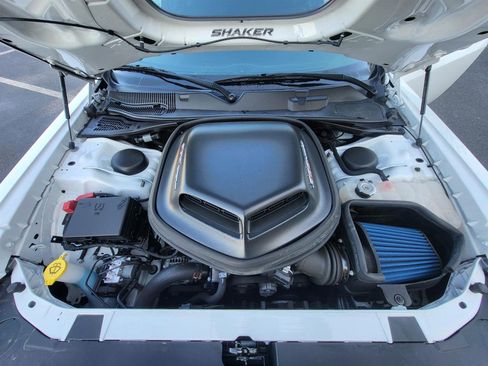 Used 2022 Dodge Challenger R/T Scat Pack w/ Shaker Package RWD image 10
