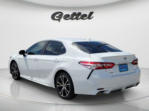 Certified 2020 Toyota Camry SE FWD image 7