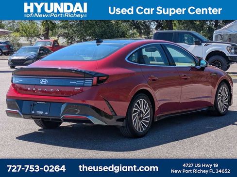 Used 2024 Hyundai Sonata Limited FWD image 5