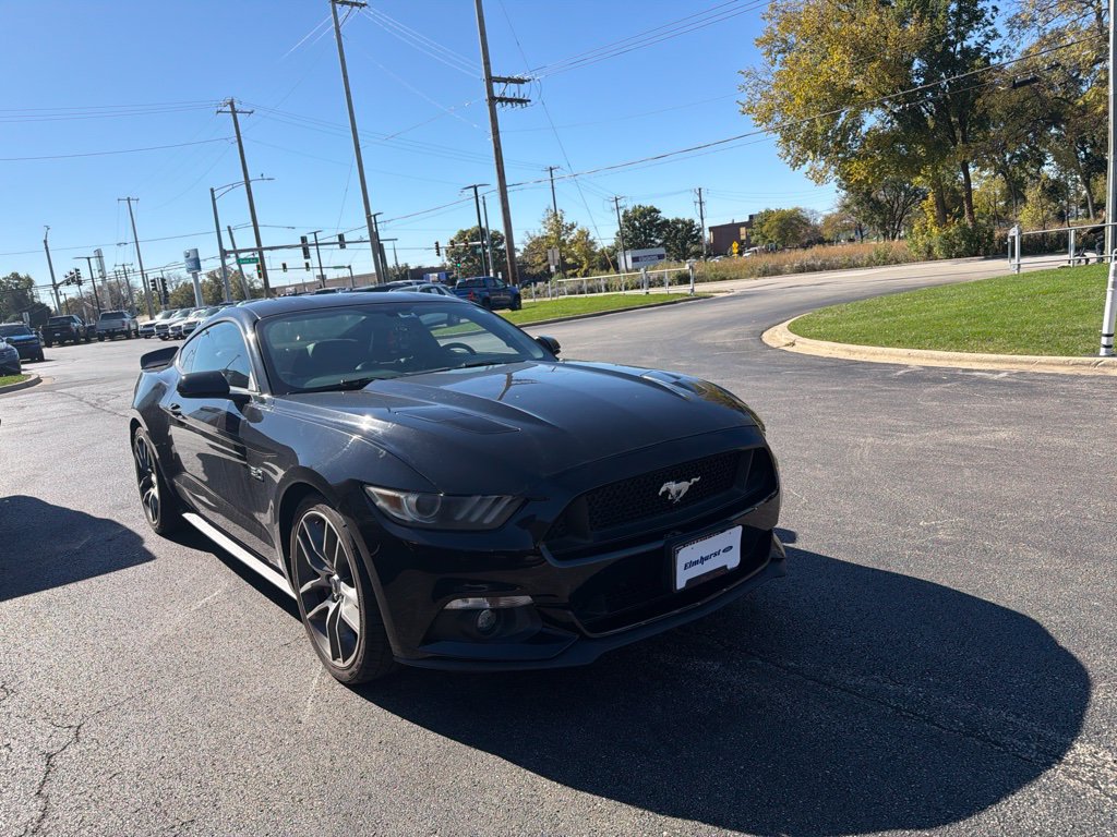 Used 2017 Ford Mustang GT Premium w/ Equipment Group 401A RWD image 4