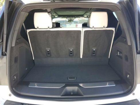 Certified 2025 Cadillac Escalade Sport Platinum image 8