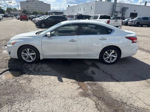 Used 2015 Nissan Altima 2.5 FWD image 18