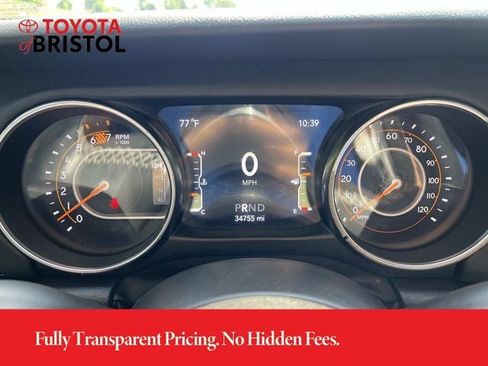 Used 2023 Jeep Wrangler Unlimited Sahara w/ Cold Weather Group AWD/4WD image 35