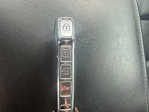 Used 2020 Kia Telluride S AWD/4WD image 24