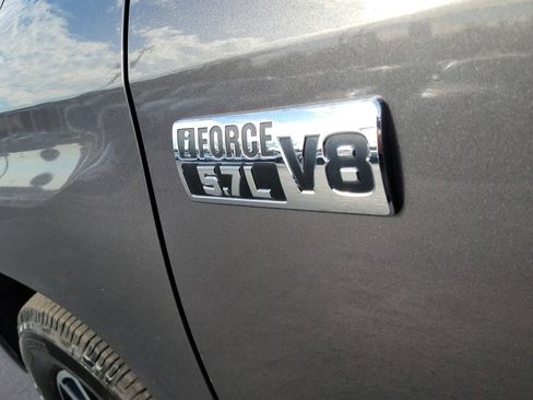 Used 2014 Toyota Tundra SR5 image 6