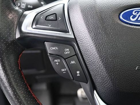 Used 2020 Ford Edge ST-Line FWD image 28