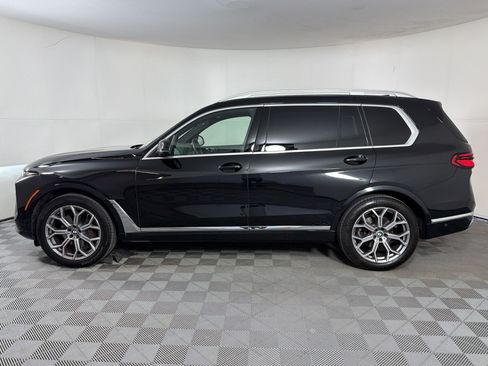 Used 2024 BMW X7 xDrive40i w/ Executive Package AWD/4WD image 2