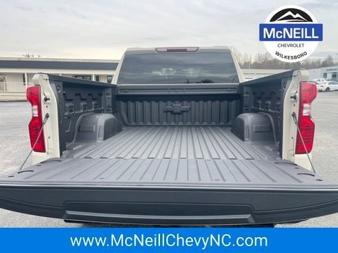 New 2026 Chevrolet Silverado 1500 Custom Trail Boss w/ Dark Appearance Package image 33