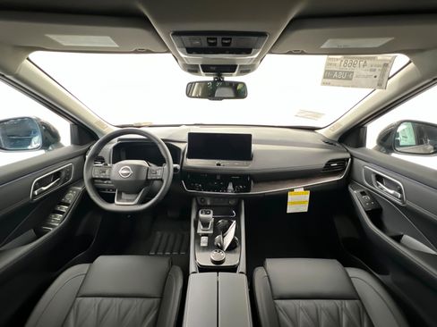 New 2026 Nissan Rogue Platinum w/ Platinum Premium Package image 9