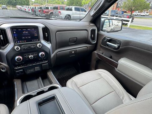 Used 2020 GMC Sierra 1500 SLT w/ SLT Premium Plus Package AWD/4WD image 24