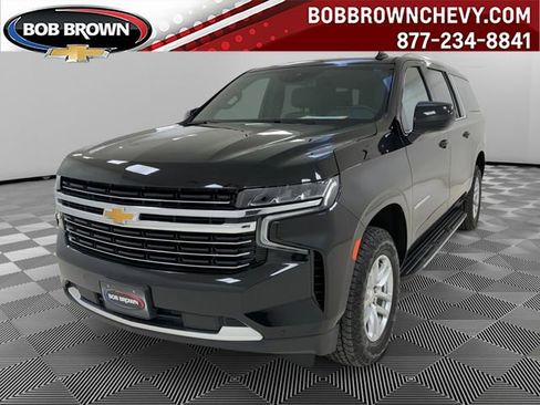 Certified 2024 Chevrolet Suburban LT AWD/4WD image 1