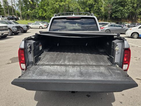 Used 2017 Honda Ridgeline RTL image 8