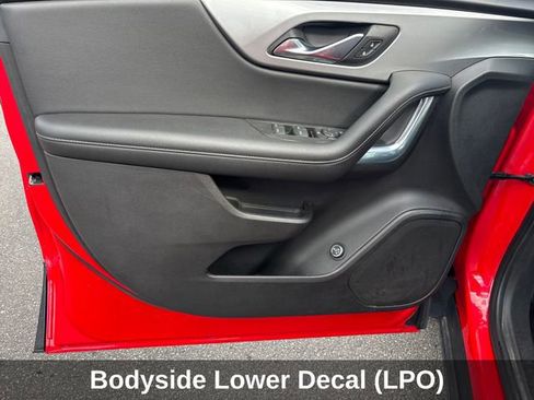 Used 2020 Chevrolet Blazer LT FWD image 12
