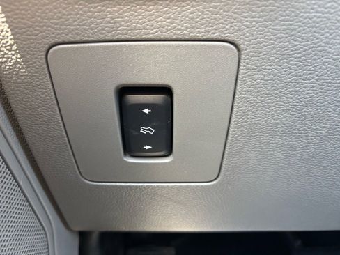 Used 2017 Ford F150 XLT w/ Equipment Group 302A Luxury image 27