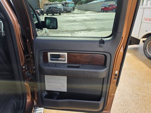 Used 2012 Ford F150 Lariat w/ Lariat Chrome Pkg AWD/4WD image 21