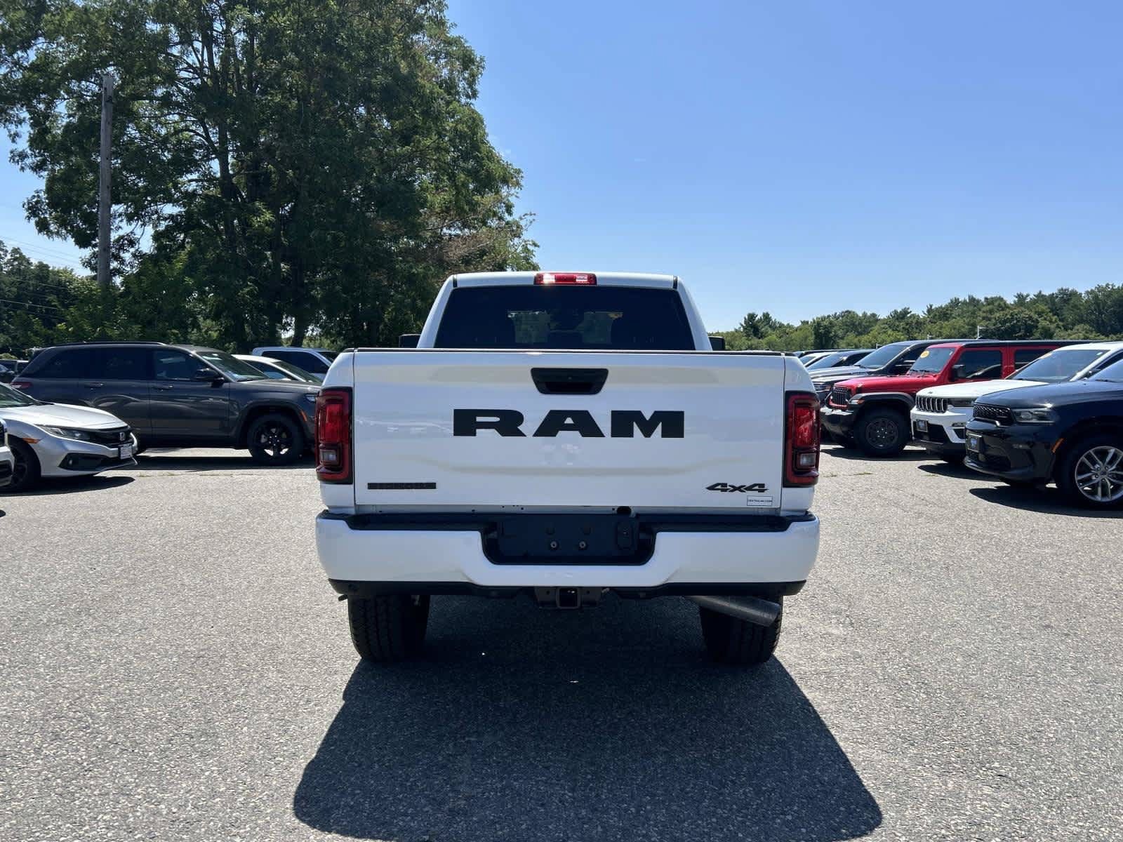 Used 2026 RAM 2500 Big Horn AWD/4WD image 4