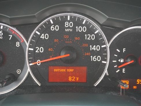Used 2011 Nissan Altima 3.5 SR w/ 3.5SR Premium Pkg FWD image 15