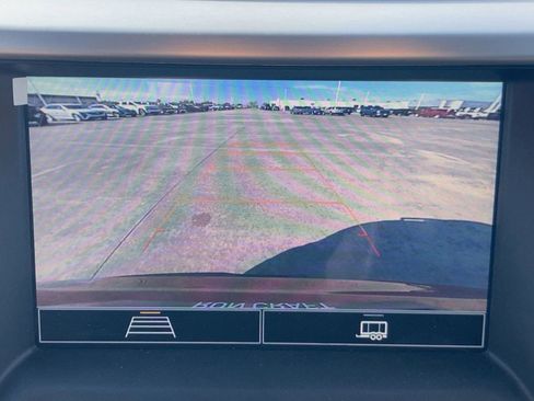 Used 2023 GMC Acadia SLE w/ Driver Convenience Package image 25