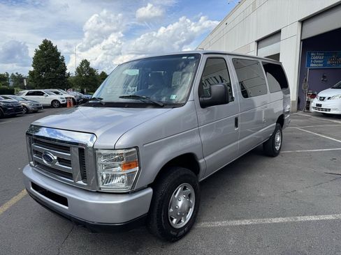Used 2013 Ford E-350 and Econoline 350 XLT RWD image 31
