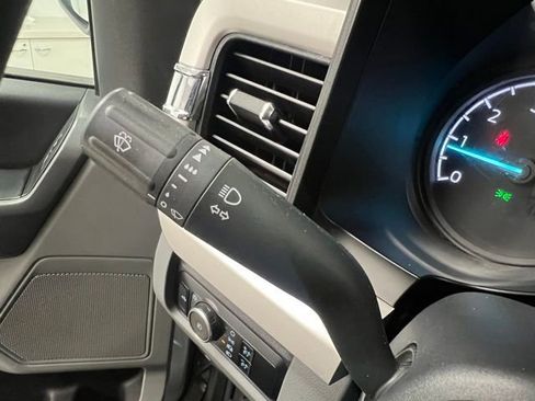Used 2024 Ford F350 XLT AWD/4WD image 28