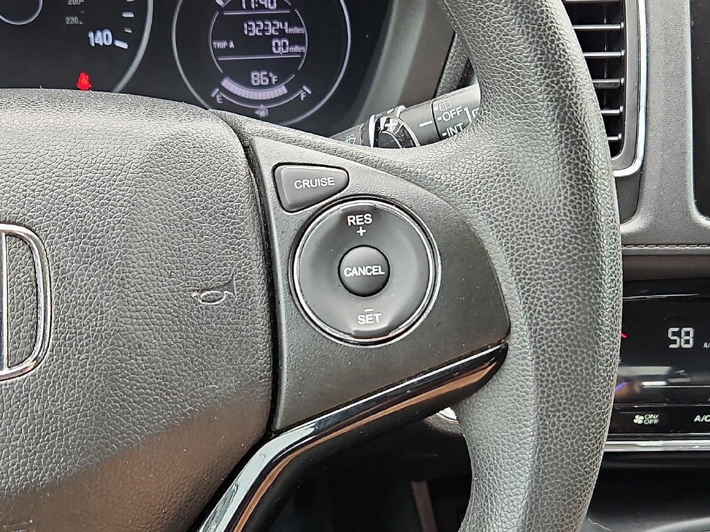 Used 2018 Honda HR-V EX image 22