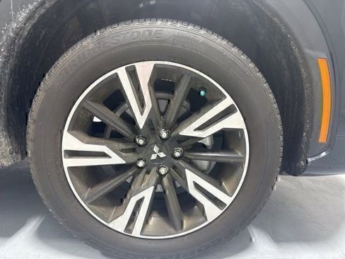 Used 2025 Mitsubishi Eclipse Cross SEL AWD/4WD image 4