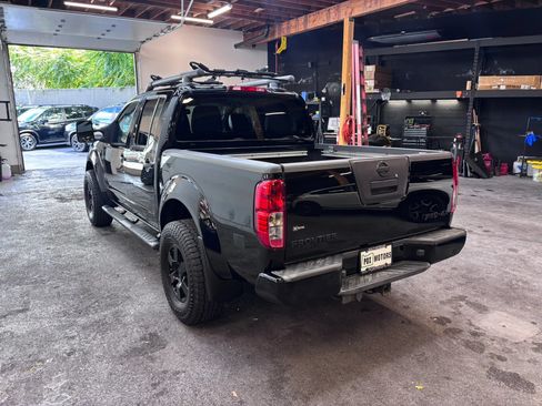 Used 2012 Nissan Frontier PRO-4X w/ Pro-4x Luxury Pkg AWD/4WD image 5