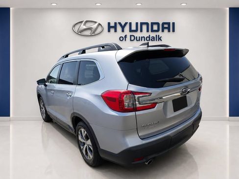 Used 2023 Subaru Ascent Premium w/ Convenience Package AWD/4WD image 2