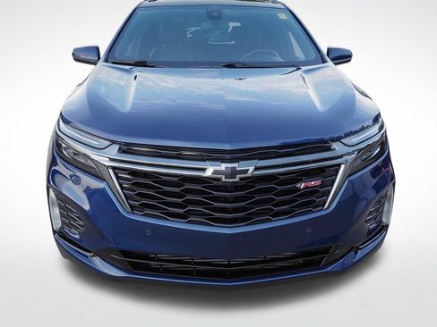 Certified 2022 Chevrolet Equinox RS FWD image 2