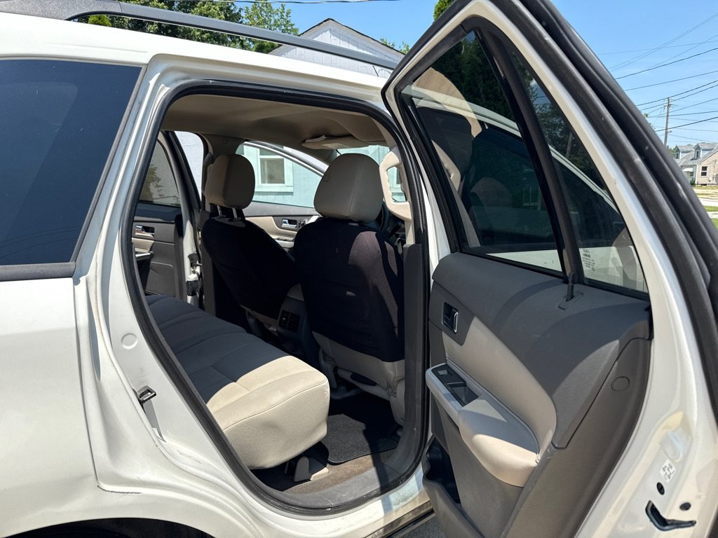 Used 2013 Ford Edge SE FWD image 13