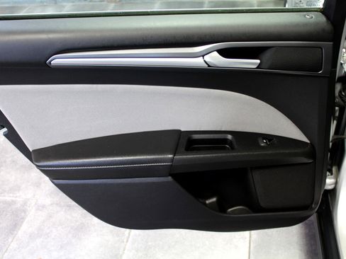 Used 2016 Ford Fusion S image 20