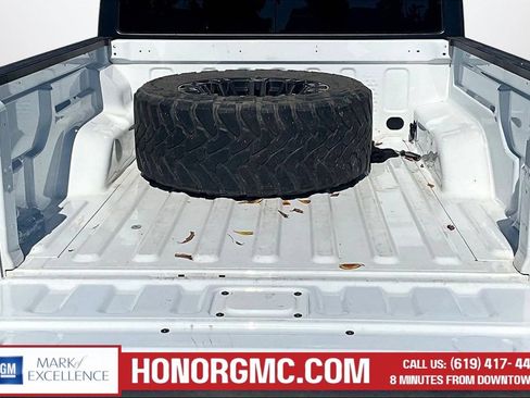 Used 2021 Jeep Gladiator Sport AWD/4WD image 7