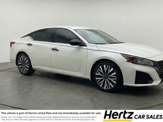 Used 2025 Nissan Altima 2.5 SV video 1