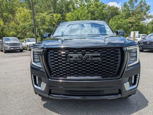 Used 2022 GMC Yukon Denali w/ Denali Ultimate Package RWD image 9