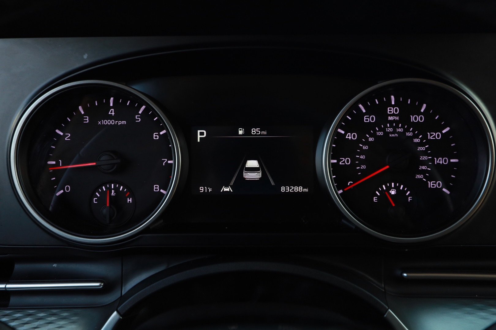 Used 2024 Kia Carnival LX FWD image 13