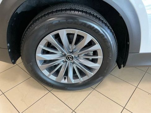 Used 2024 MAZDA CX-90 3.3 Turbo w/ Preferred Plus AWD/4WD image 7