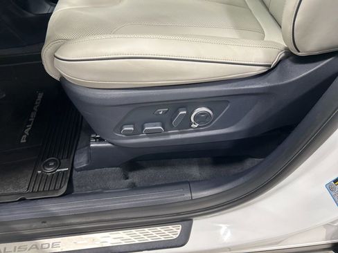 Used 2025 Hyundai Palisade Calligraphy AWD/4WD image 12