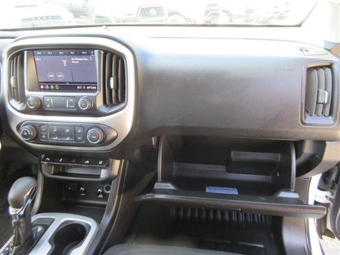 Used 2022 Chevrolet Colorado LT w/ Fleet Safety Package image 29