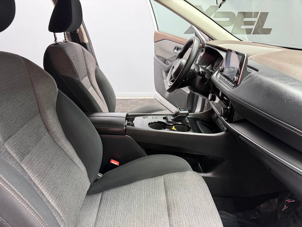 Used 2022 Nissan Rogue SV FWD image 49
